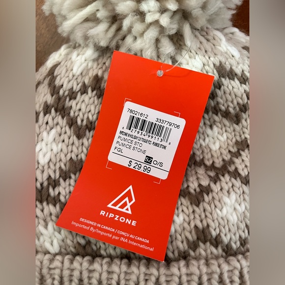 Ripzone Pom Pom hat - Picture 2 of 2